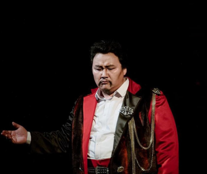 Э.Амартүвшинд Итали Улсын Ерөнхийлөгчийн зарлигаар оддын одон, офицер цол хүртээхээр болжээ